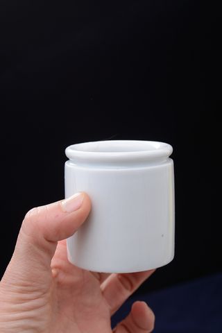 Dos tarros vintage farmacia loza blanca y rosa