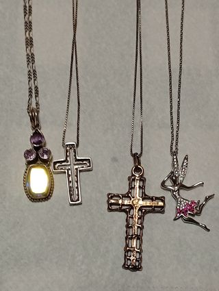 Lotto di 9 collane con pendenti argento