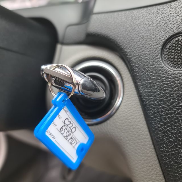 Mercedes-Benz Clase C 220 CDI SOLO UN PROPIETARIO