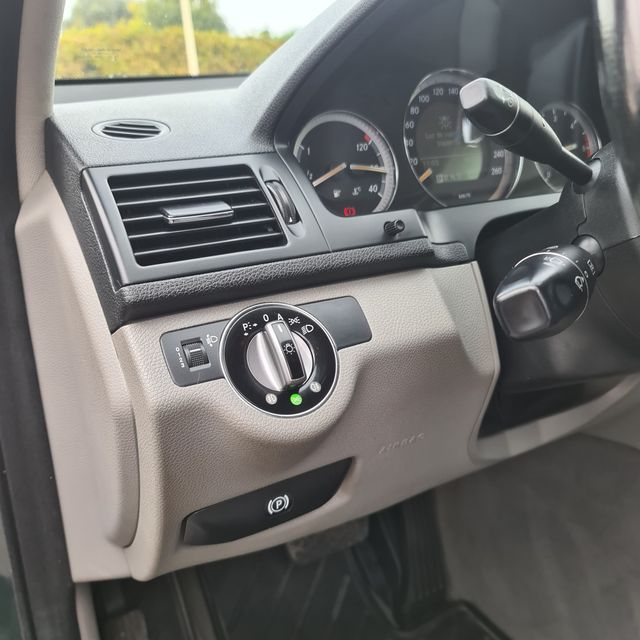 Mercedes-Benz Clase C 220 CDI SOLO UN PROPIETARIO