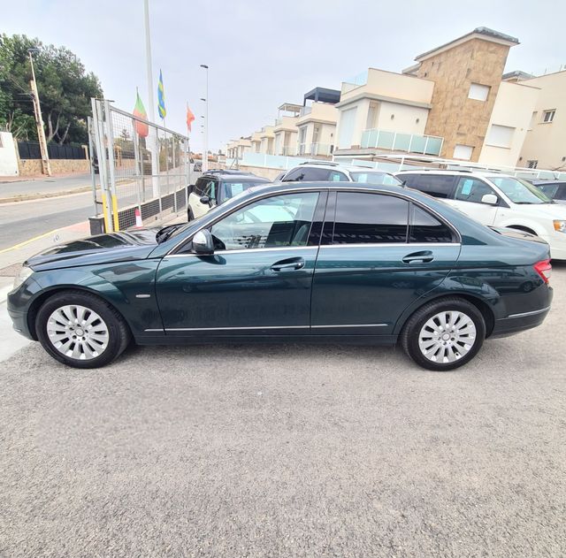 Mercedes-Benz Clase C 220 CDI SOLO UN PROPIETARIO