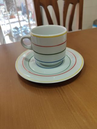 Juego de tazas y platos de cafe