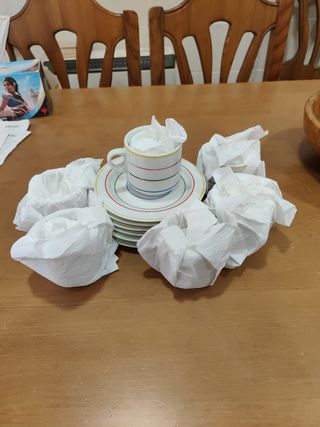 Juego de tazas y platos de cafe