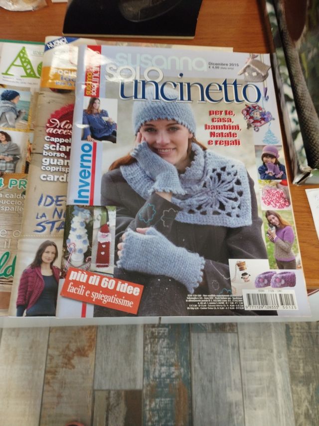 Riviste per lavori a uncinetto e tempo L