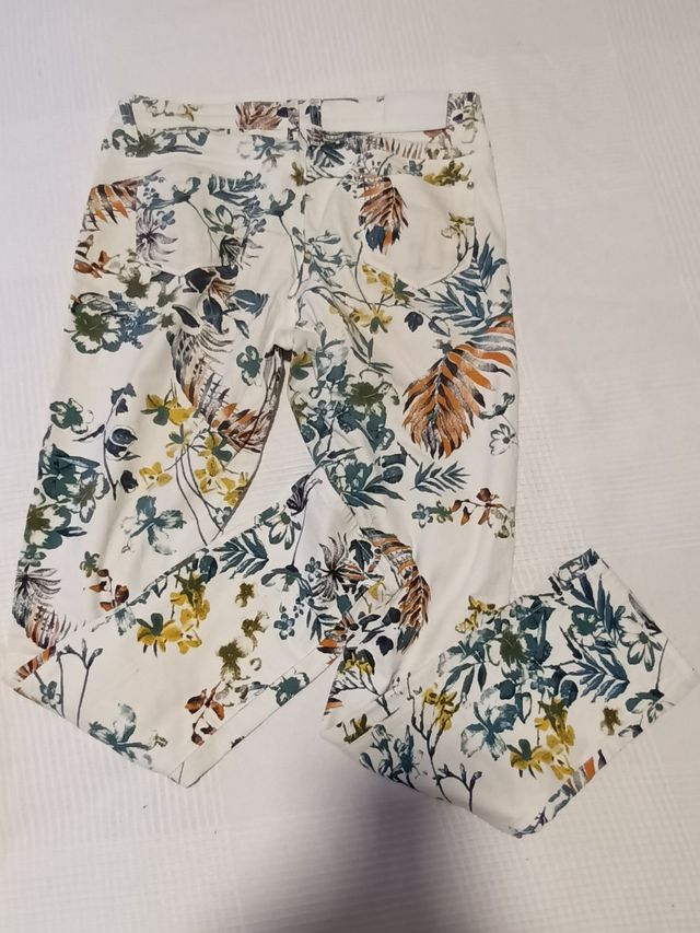 Pantalón estampado talla 44
