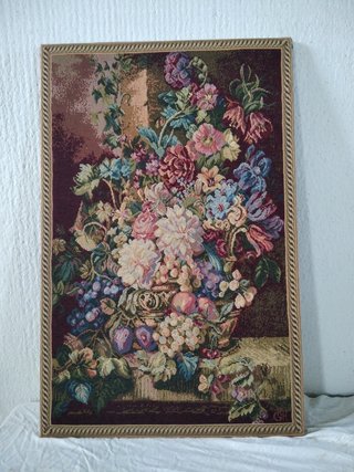 TAPIZ FLORES BORDADO