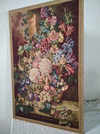 TAPIZ FLORES BORDADO