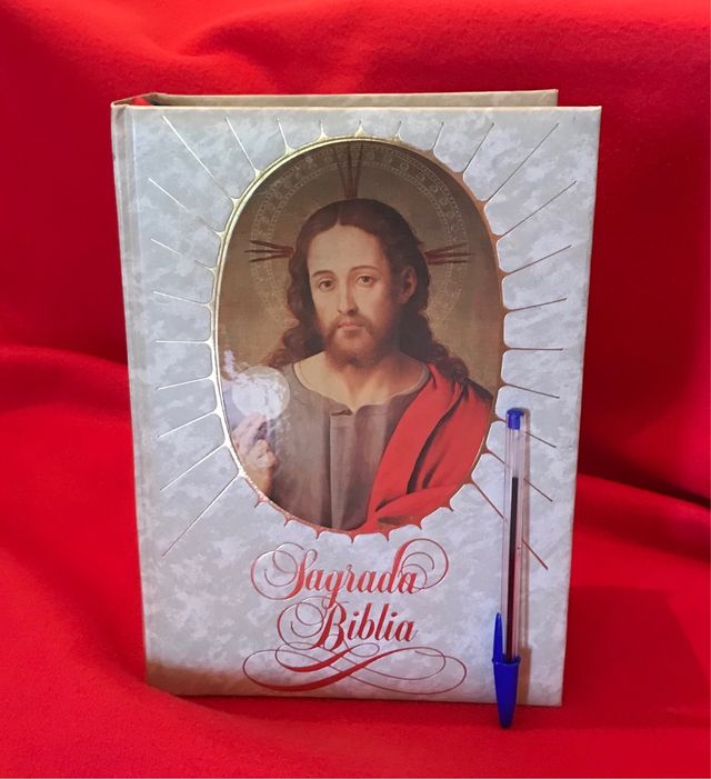 Sagrada Biblia