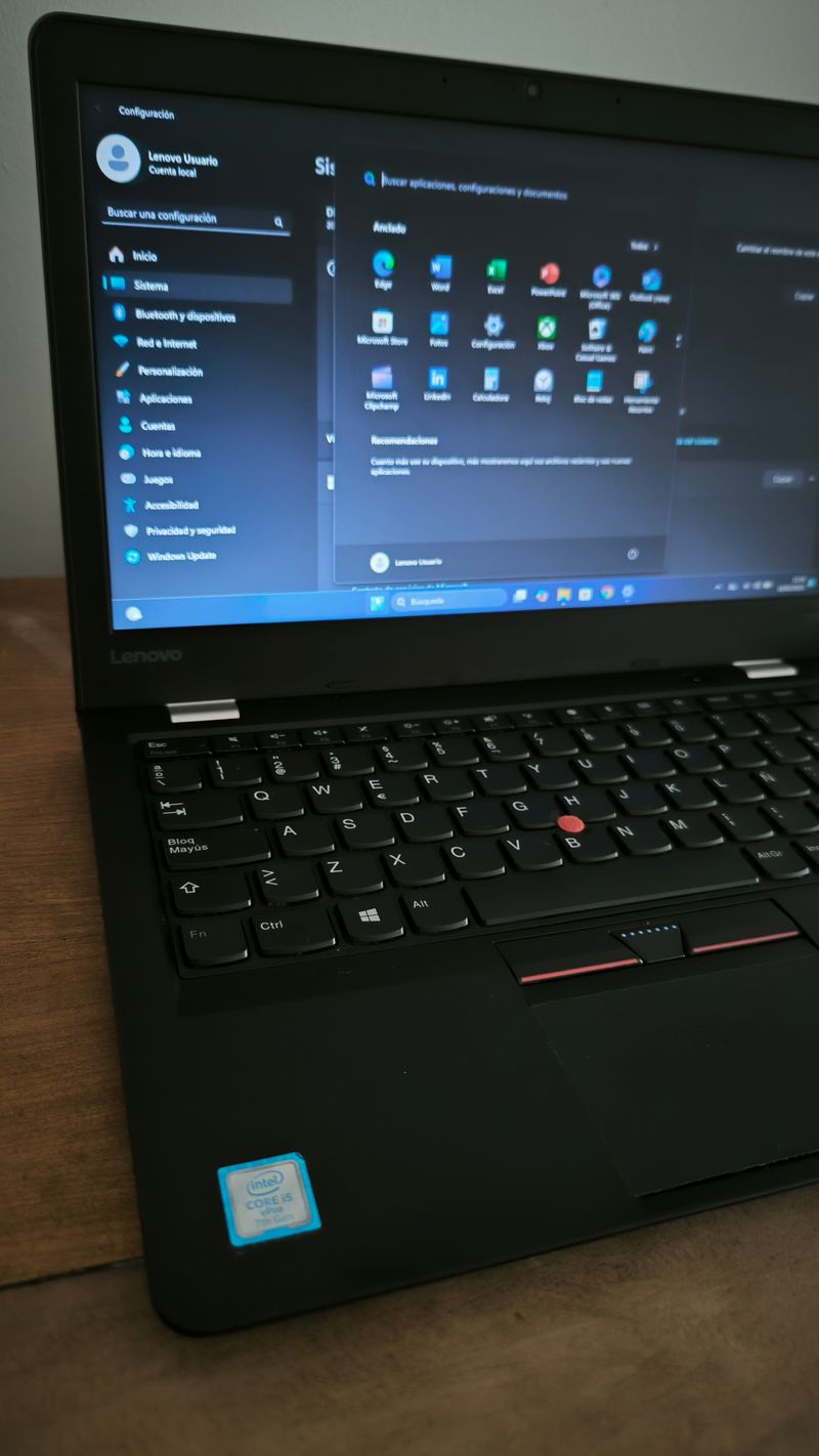 PC LENOVO/ 8GB RAM / I5-7TH/ THINKPAD afbeelding 8