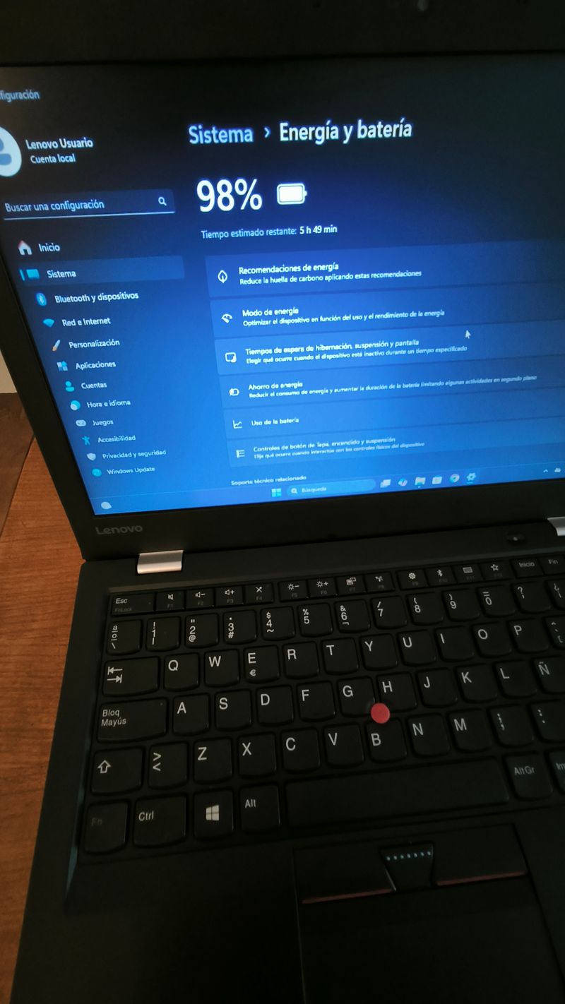 PC LENOVO/ 8GB RAM / I5-7TH/ THINKPAD afbeelding 9