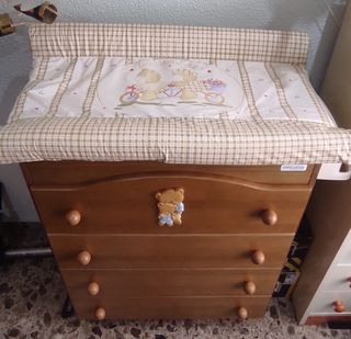 Armario y cambiador micuna