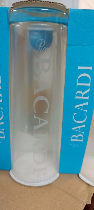 Lote 12 vasos de tubo Bacardi