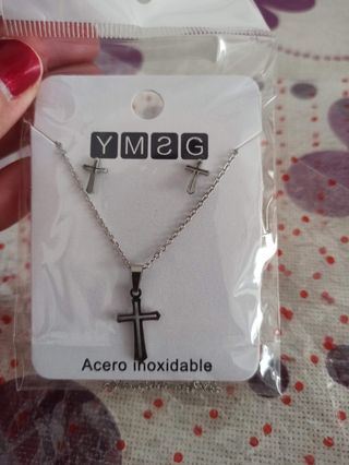 Conjunto pendientes y collar Cruz, nuevo