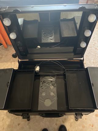 Maletin profesional maquillaje o peluqueria 