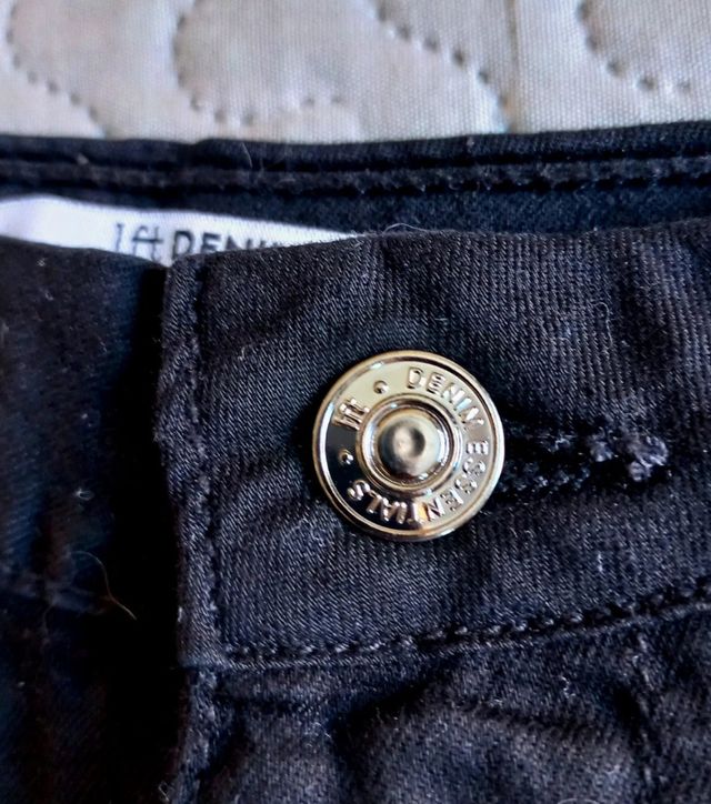 Pantalon corto negro Lft t.36