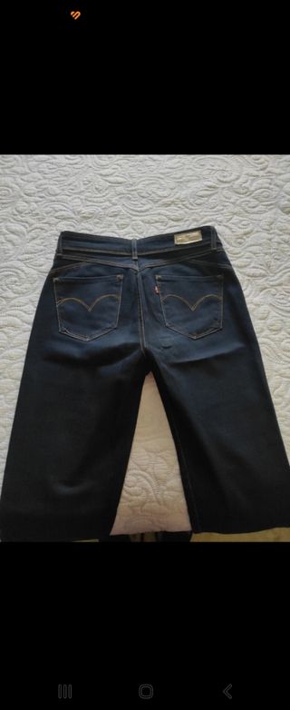 Pantalon vaquero Levis, de chica, recto