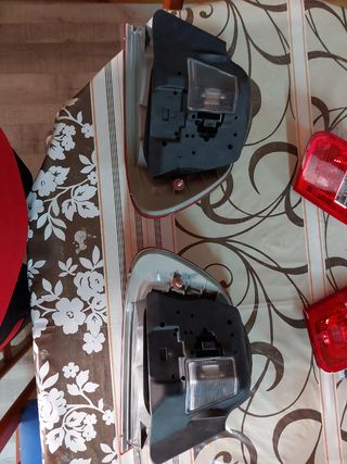 Se venden pilotos traseros BMW