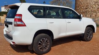 Toyota Land Cruiser 150 2016