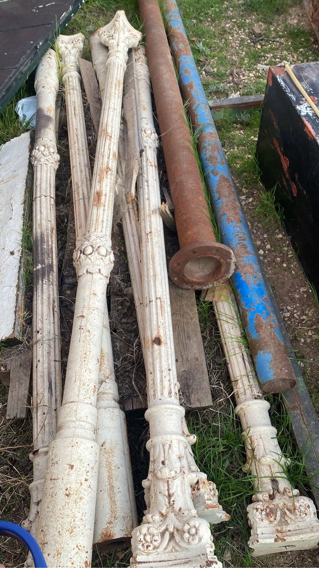 Se venden columnas de hirrro fundidolote economic