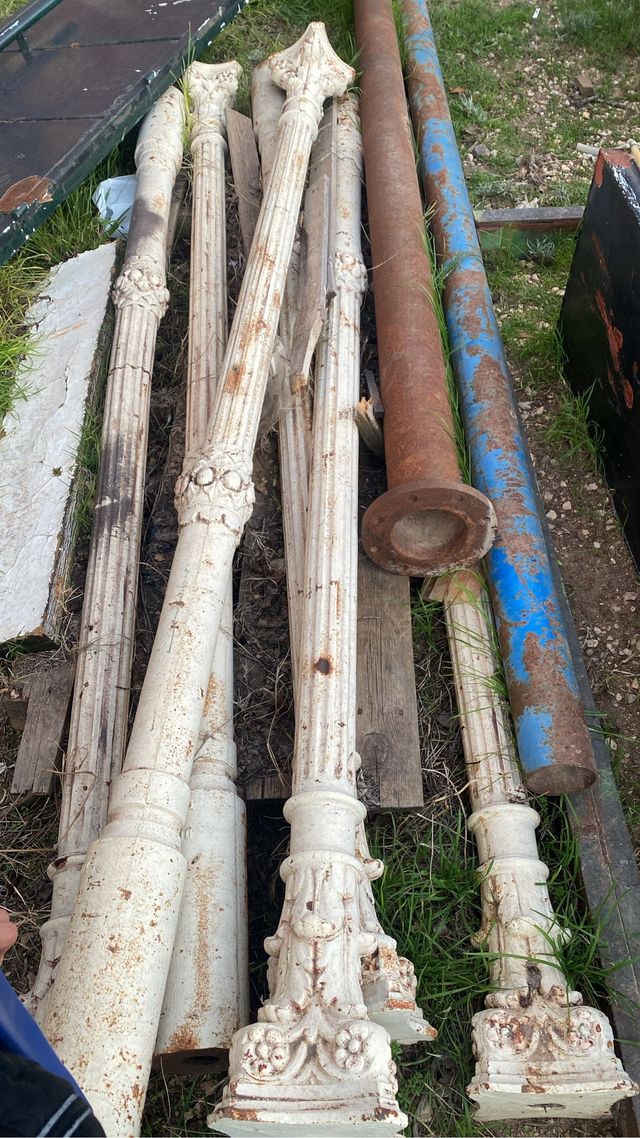 Se venden columnas de hirrro fundidolote economic
