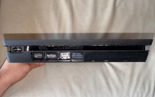 🎮  PlayStation 4 Slim - 1TB