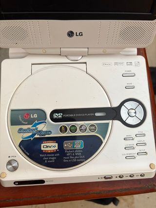 DVD portátil coche LG