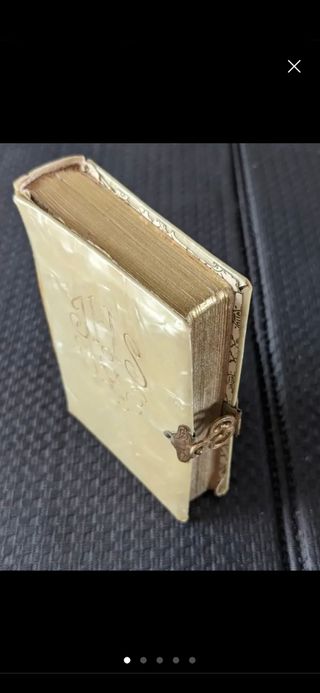 Libro comunión y rosario vintage.