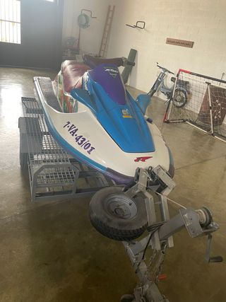 VENDO MOTO DE AGUA