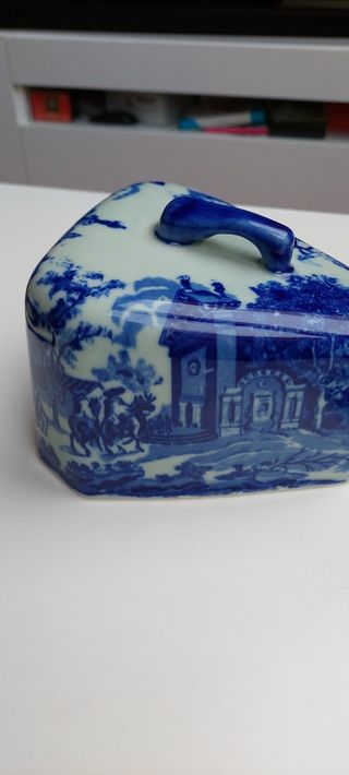 Quesera Victoria Ware Ironstone