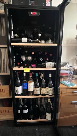 VINOTECA VITEMPUS 100 BOTELLAS