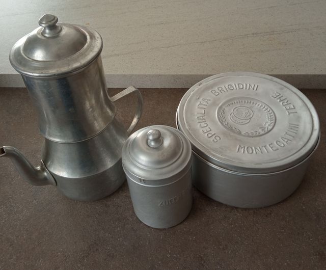 Oggetti per cucina vintage in alluminio