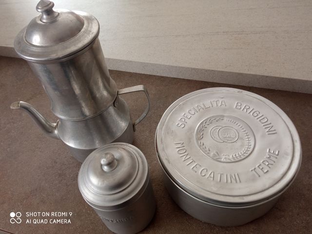 Oggetti per cucina vintage in alluminio