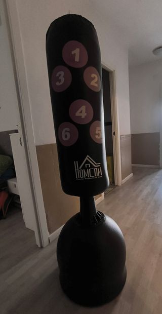 Saco boxeo Muay Thai de pie