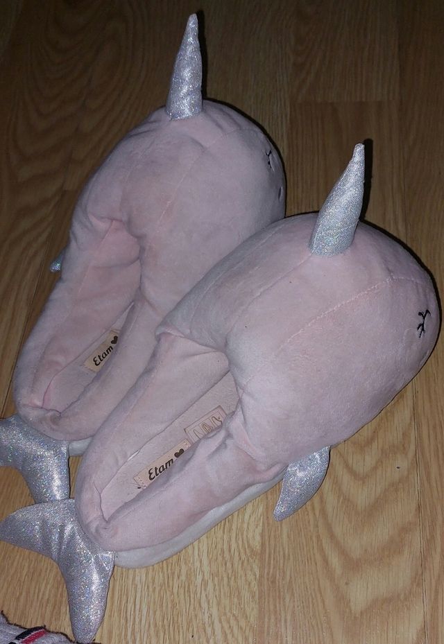 Pantuflas ballena unicornio