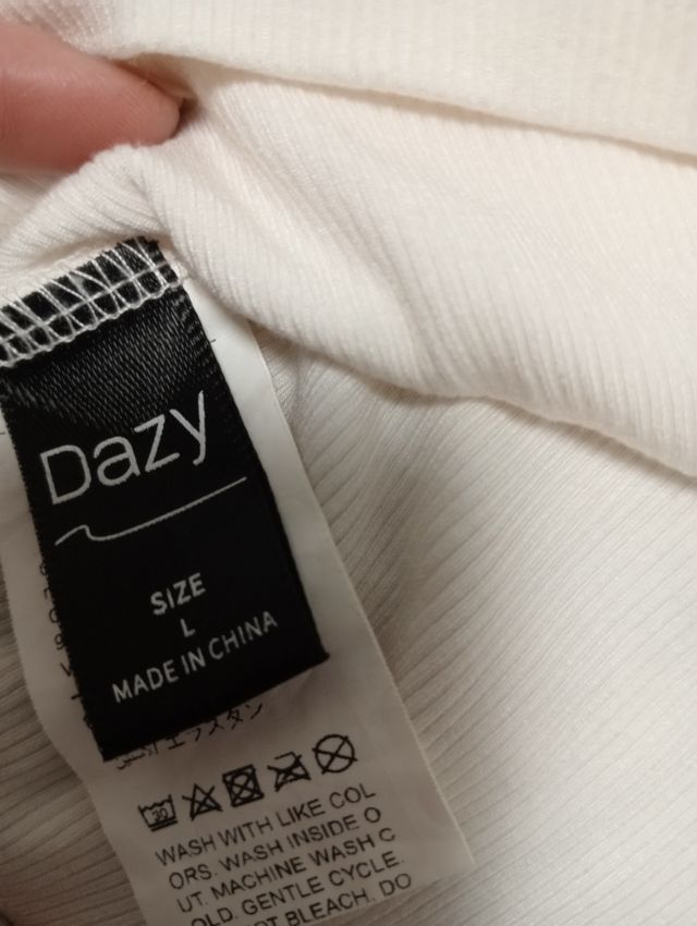 Camiseta hombros descubiertos talla M