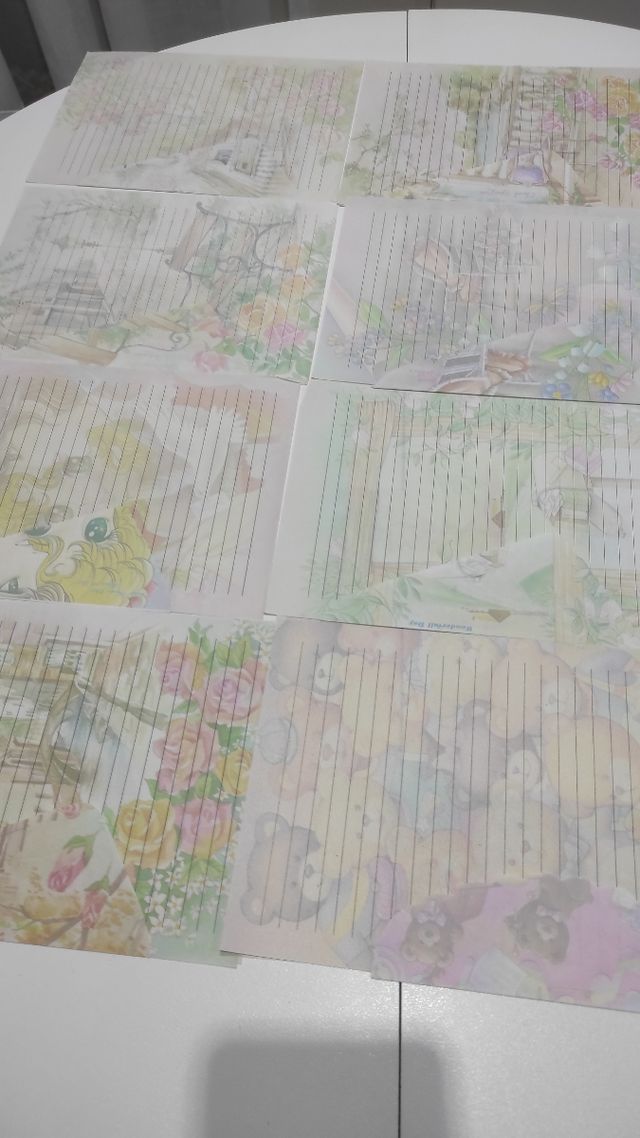 8 Hojas y sus sobres iguales