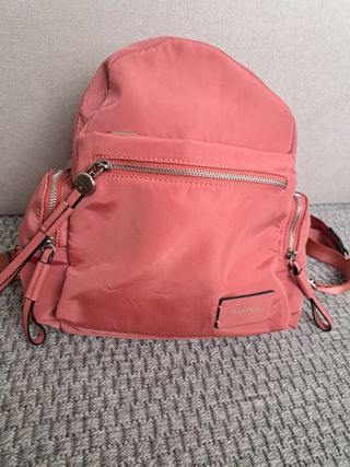 Mochila Parfois color coral