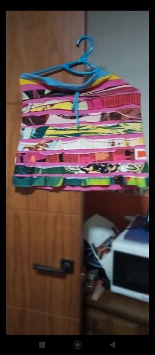 Falda corta de colores