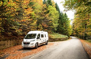 Alquiler Furgoneta Camper Van