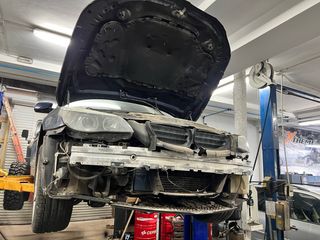 Carrocería bmw 530 año 2004