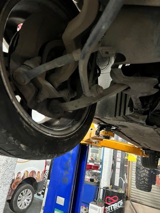 Carrocería bmw 530 año 2004