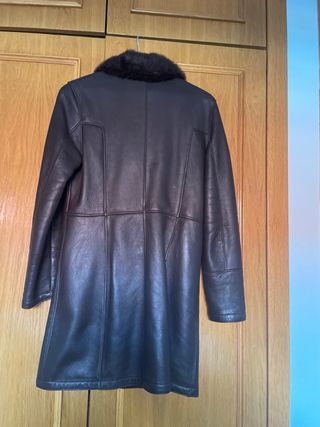 Abrigo de piel . Talla 40