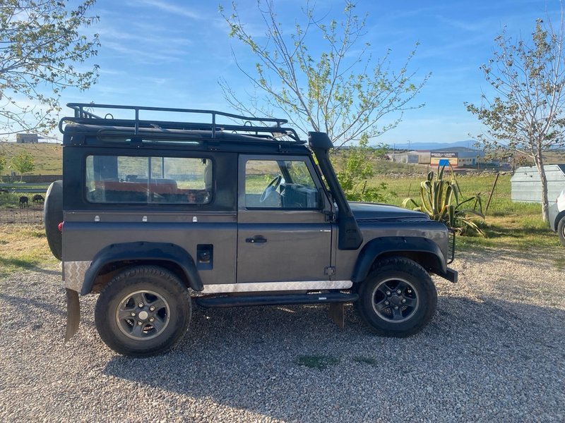 Land Rover Defender 1997 - foto 1