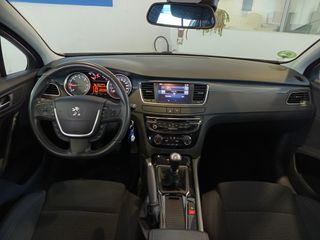 Peugeot 508 SW 2016