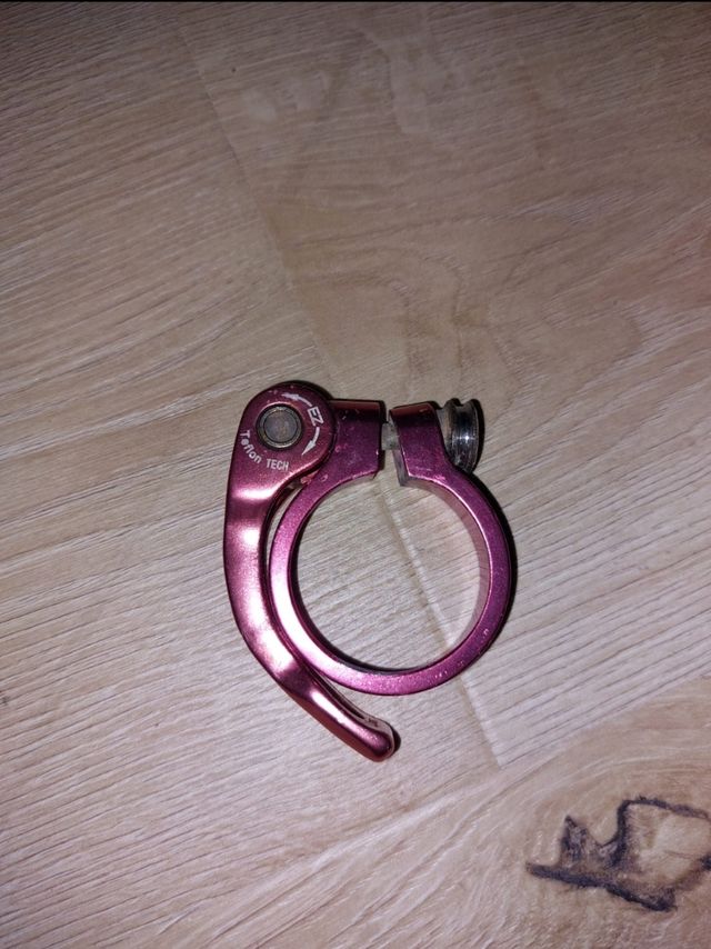 Cierre de sillín para tija de 30.7mm