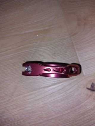 Cierre de sillín para tija de 30.7mm