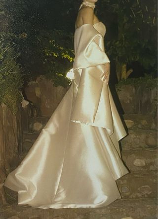 Vestido de novia beige Pronovias Vintage