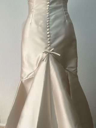 Vestido de novia beige Pronovias Vintage