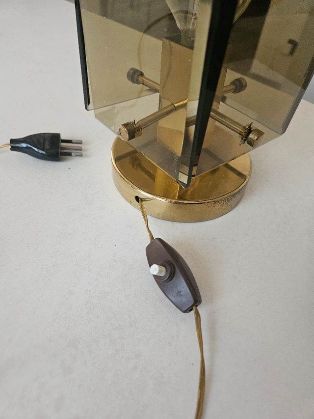 Lampada vintage in vetro e ottone