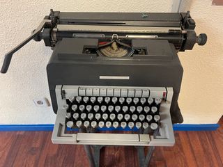 maquina de escribir olivetti linea 98